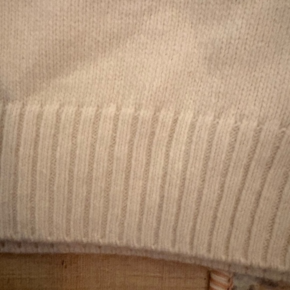 H&M Cream Short-Sleeve Crew Neck Sweater - Picture 4 of 5